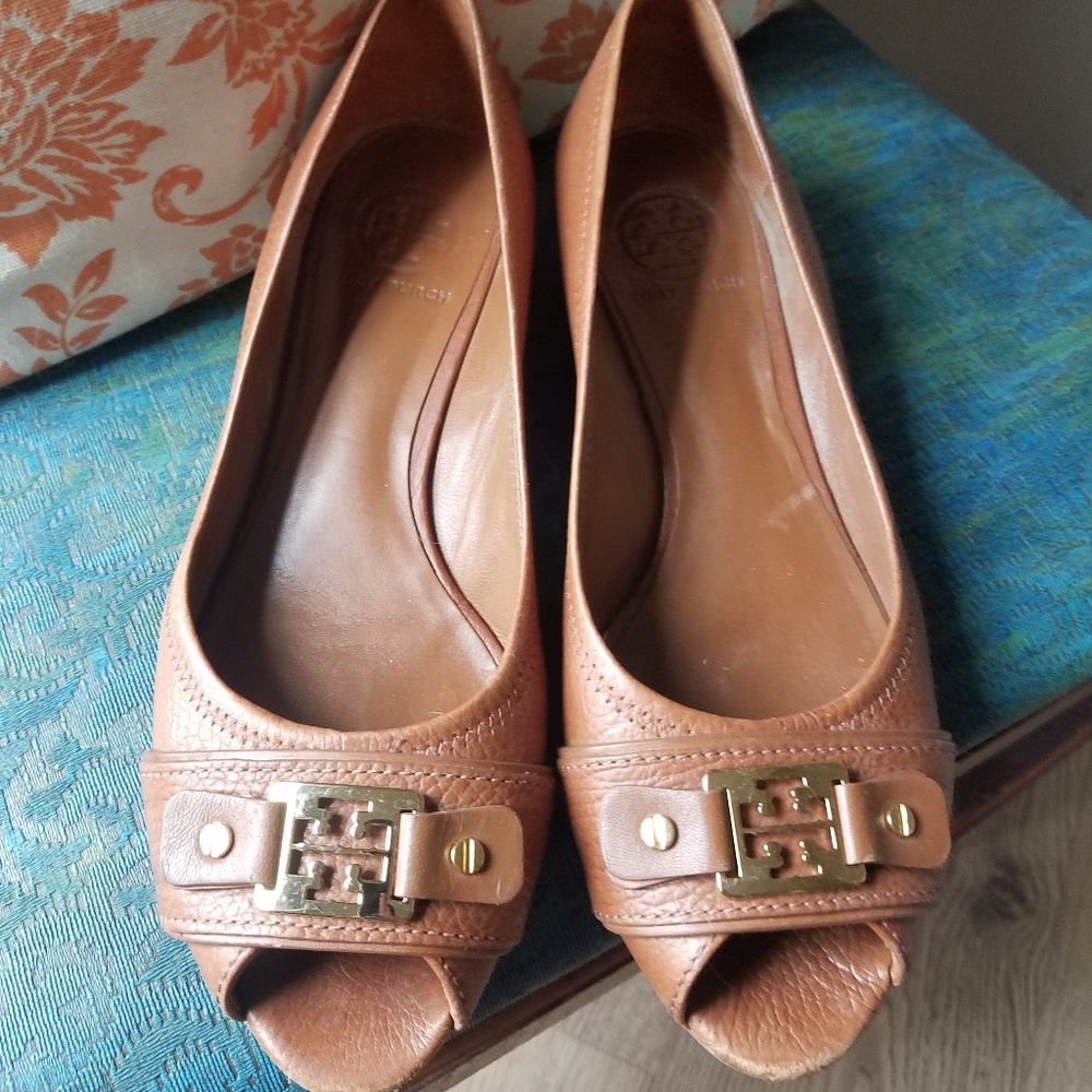 💓Tory Burch Carmel  Leather  Opened  Toes Shoes